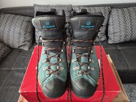 Wanderschuhe von Scarpa in der Größe 43