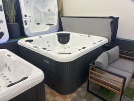 ❗️Ausstellungsmodell Whirlpool Montana mit Garantie❗️