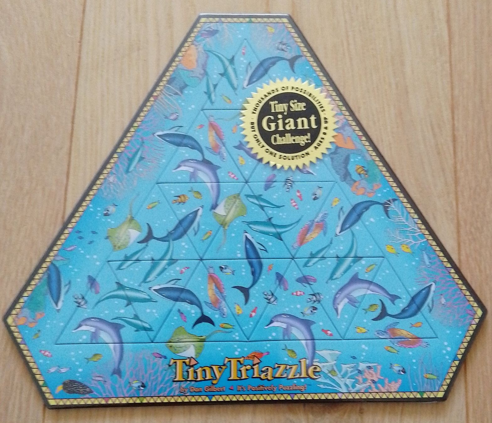 Puzzles: Puzzle Tiny Triazzle by Dan Gilbert 16 Teile 22,4x19,5 neu – Neu und originalverpackt aus Wohlen AG von salamanderspielwaren