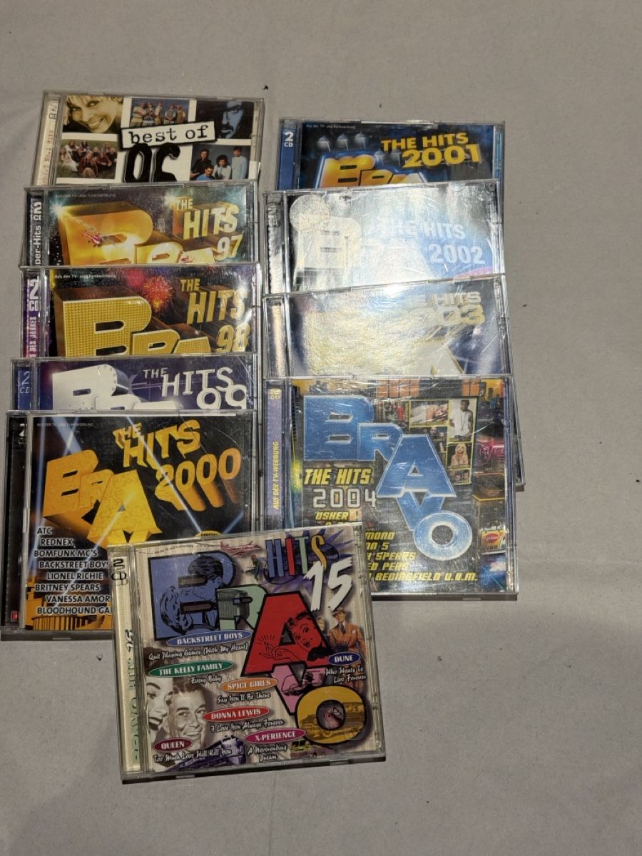 CD: Bravohits 1996-2004 + 15 – Usato da Rorbas venduto da Manues