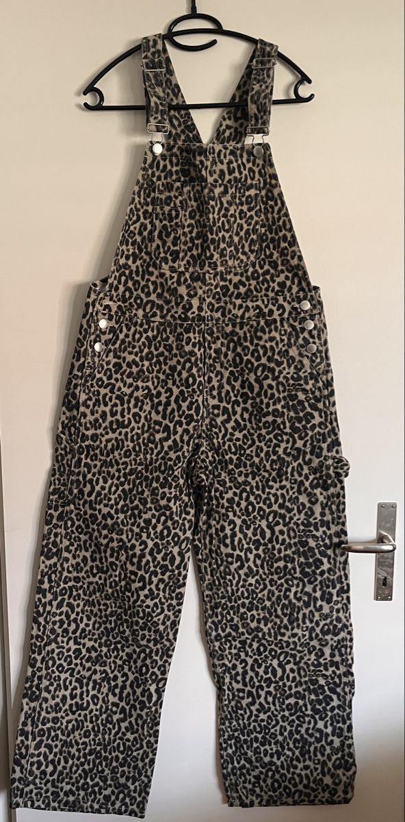 Pull&Bear Hosen: Latzhose Leopard Pull&Bear Gr. S – Neu (gemäss Beschreibung) aus Winterthur von Ste_Uho 2