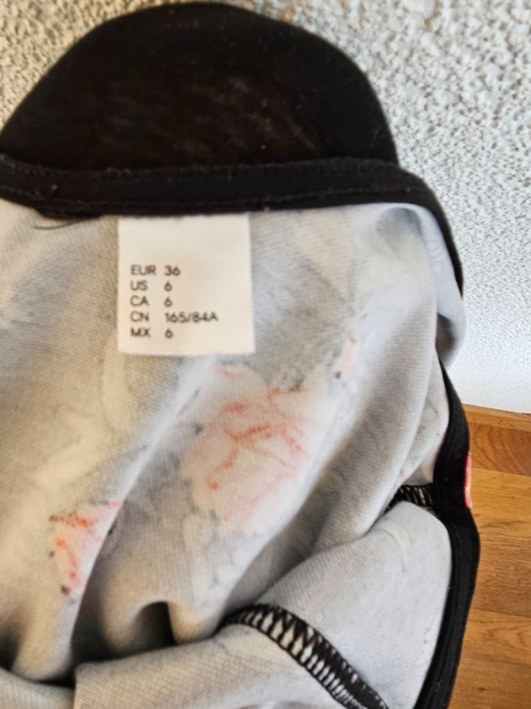 H&M Vestiti: Kurzes Kleid Gr. 36 – Usato da Staffelbach venduto da Frisco77 4