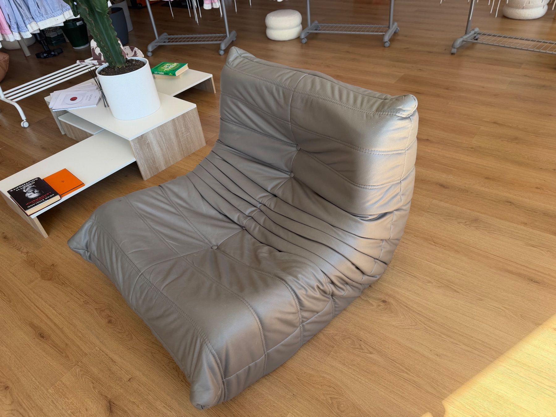 Divani: Togo Style Couch – Usato da Lausanne venduto da yan_6bmg 2