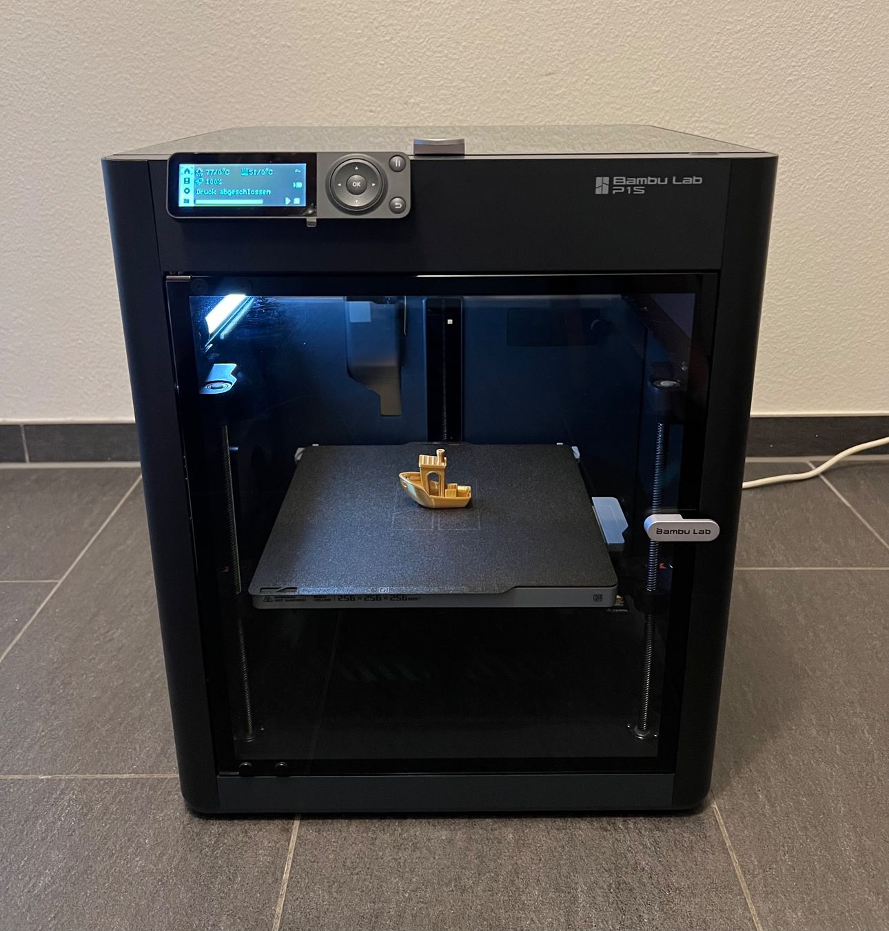 Bambu Lab Stampanti 3D: Bambu Lab P1S 3D-Drucker (inkl. Originalzubehör) – Usato da Zürich venduto da ni7_7xfw