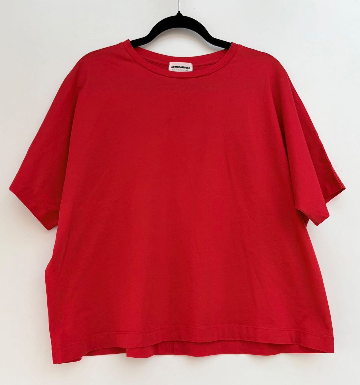 Armedangels T-shirts: Armedangels T-Shirt Gr.XL – D'occasion à Unterägeri par Jutka_04 2