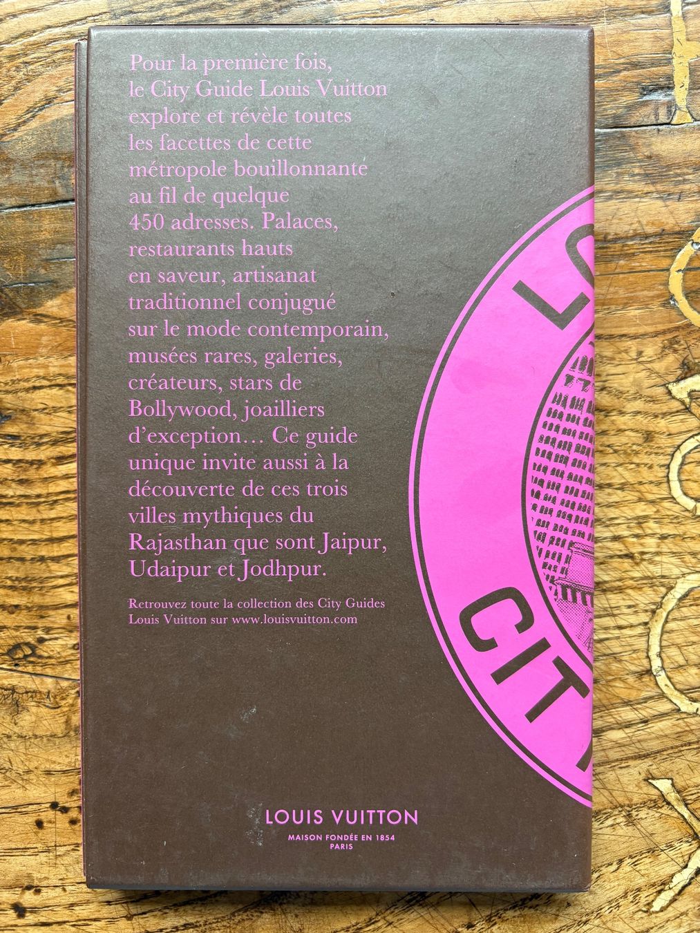 Libri: Louis Vuitton city guide - Mumbay – Nuovo (secondo la descrizione) da Zürich venduto da albertg31 1