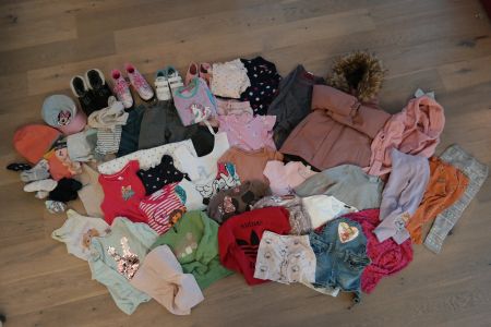 grosses Kleiderpaket 57 Stück