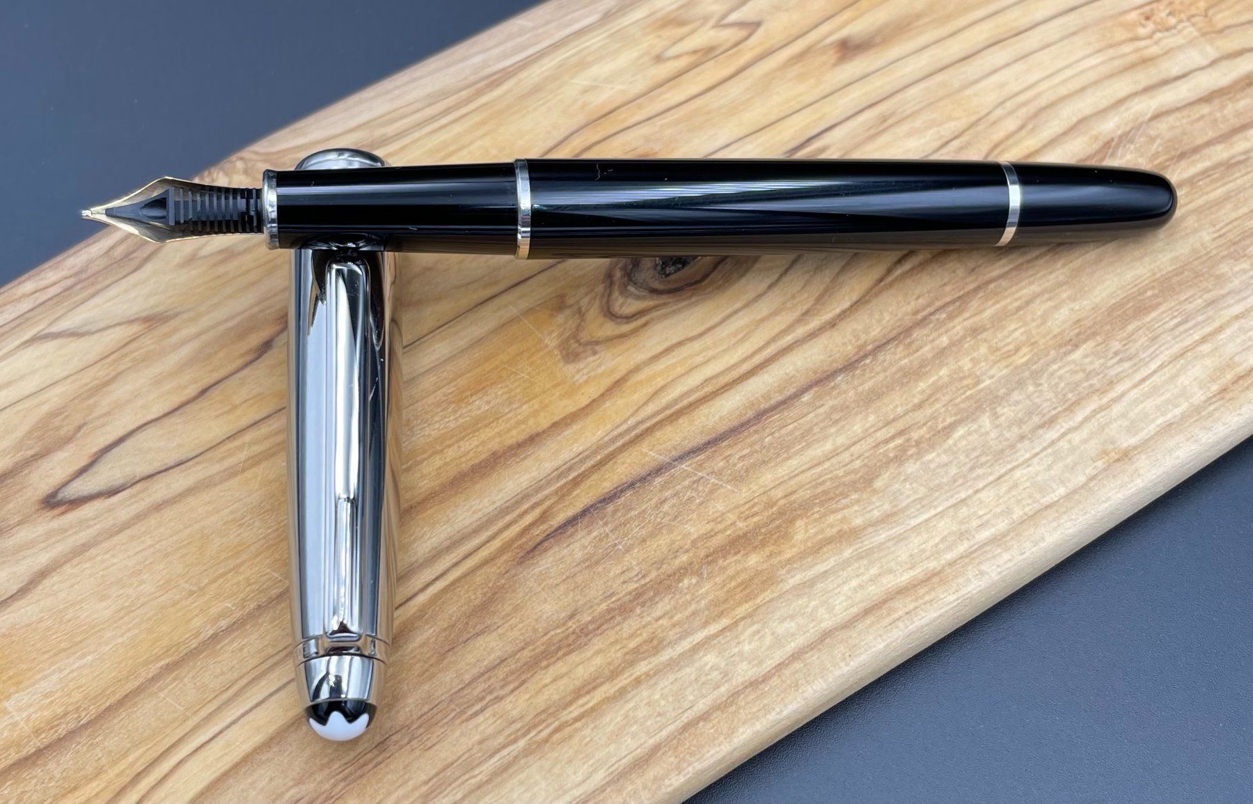 Montblanc Penna & Evidenziatori: Montblanc Solitaire Stainless Steel Doué – Usato da Beringen venduto da Luxinu 5