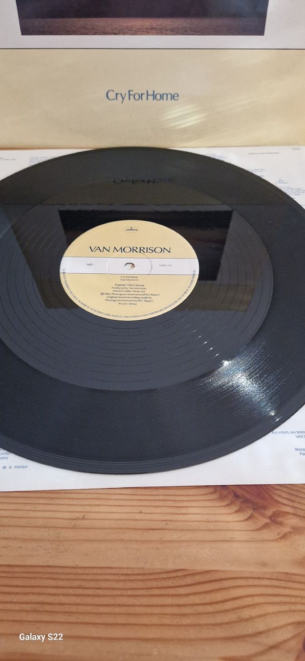 Dischi in vinile: ⚫️ Vinyle- Van Morrison Cry For Home – Usato da Yvonand venduto da RF-VINYL 1
