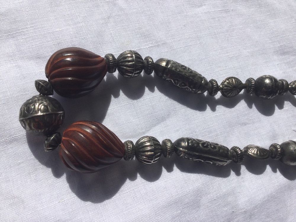 RUIRUICO Holzperlen Girlande 104cm | 3,6cm Perlen Mit Quasten | Boho Deko Bauernhaus