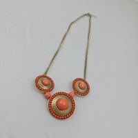 Modische Halskette mit orangen Details - Herbst Angebot! 511