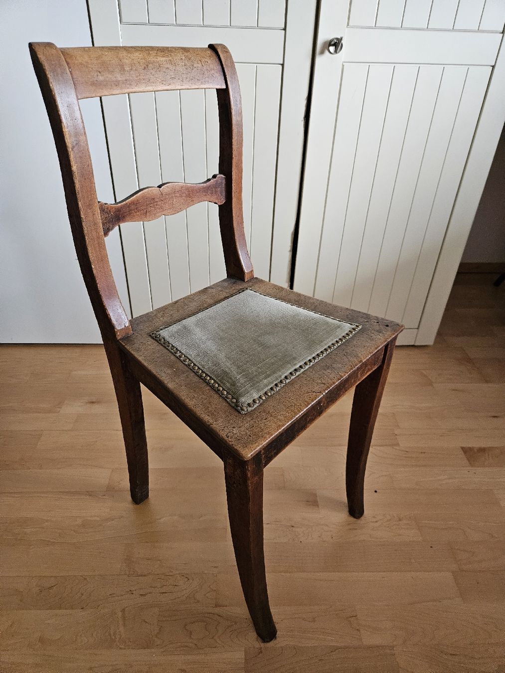 Sedie: Antiker Biedermeier Stuhl – Usato da Zürich venduto da Pazzenreich 1