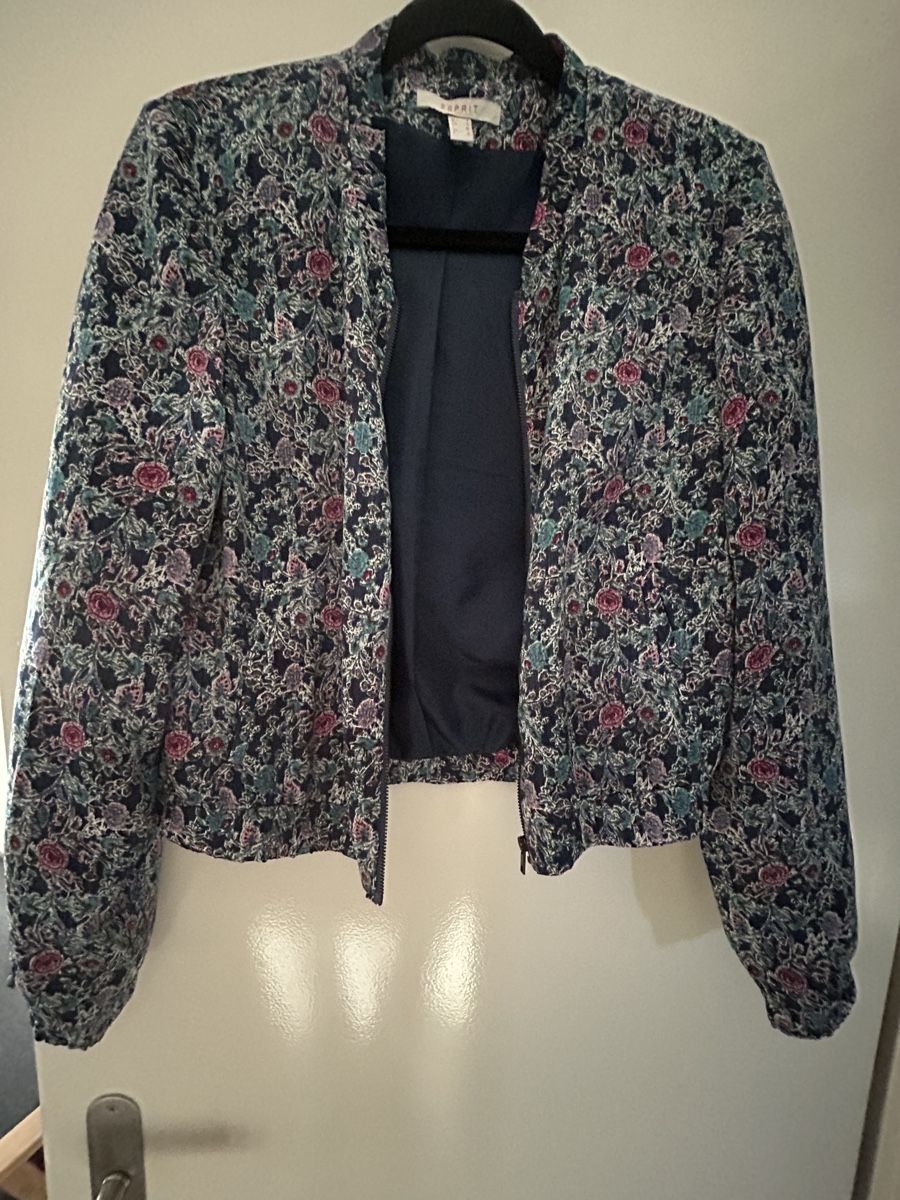 Esprit Vestes: Damen Blazer Esprit Größe S  – Neuf (Voir description) à Rorschacherberg par nat_t7zy