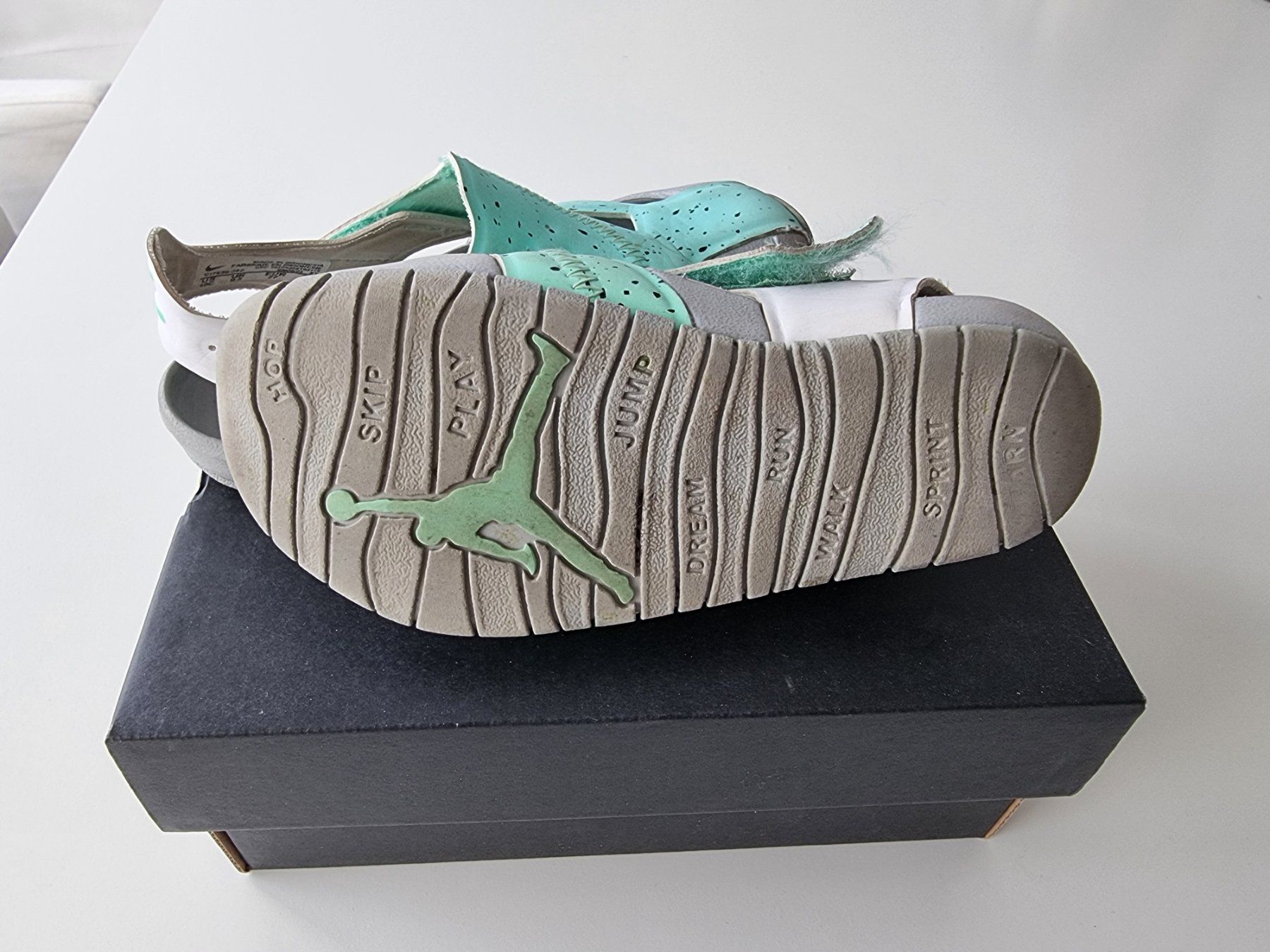 Jordan Chaussures garçon: Jordan Sandalen – D'occasion à Münchenstein par mt25 2