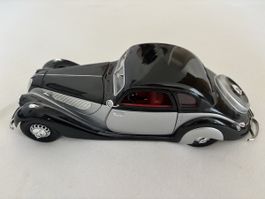 BMW 327 Coupé (1937) – 1:18 Guiloy Top Line