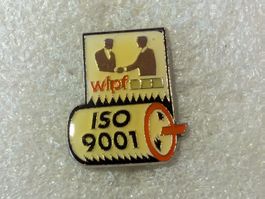 Ansteckpin 172: ISO