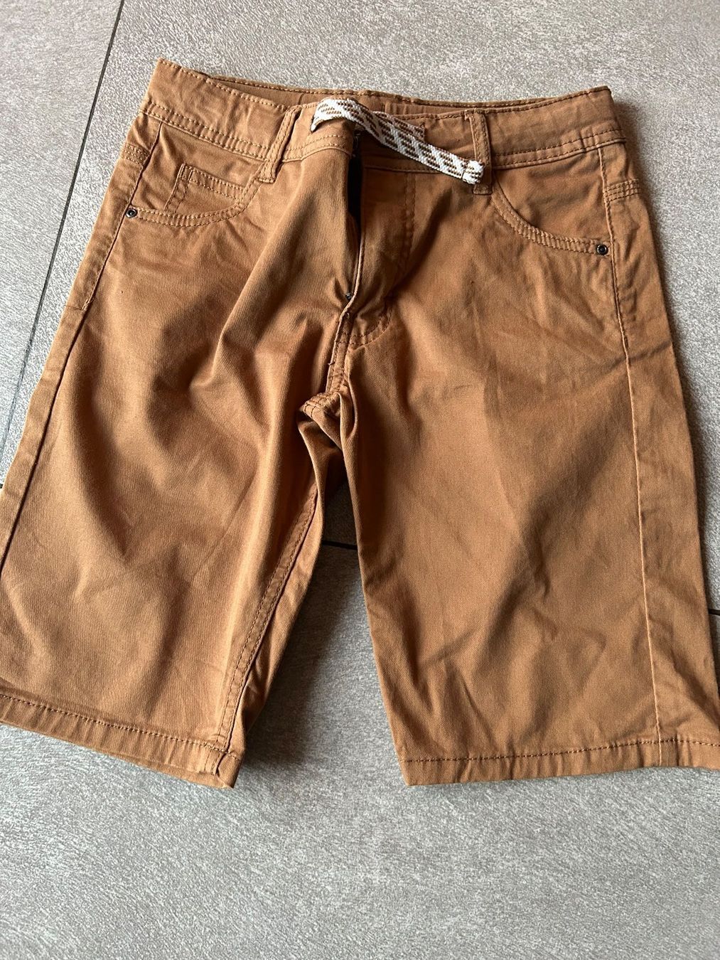 Pantaloni: Shorts marron clair gr. 146 – Nuovo (secondo la descrizione) da Arbedo venduto da nadia1973