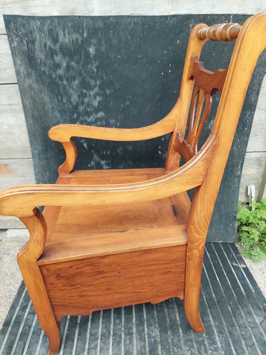 Sedie: Antiker WC-Stuhl mit Topf – Usato da Ehrendingen venduto da Mate_1 4