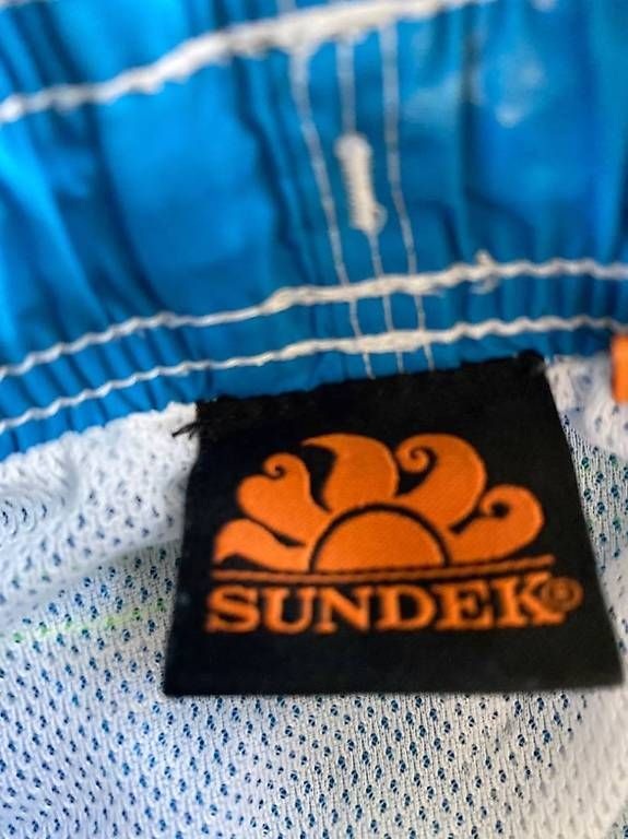 Badehosen: Vend lot maillot de bain enfant – Gebraucht aus Morrens VD von gia_sfs5 4