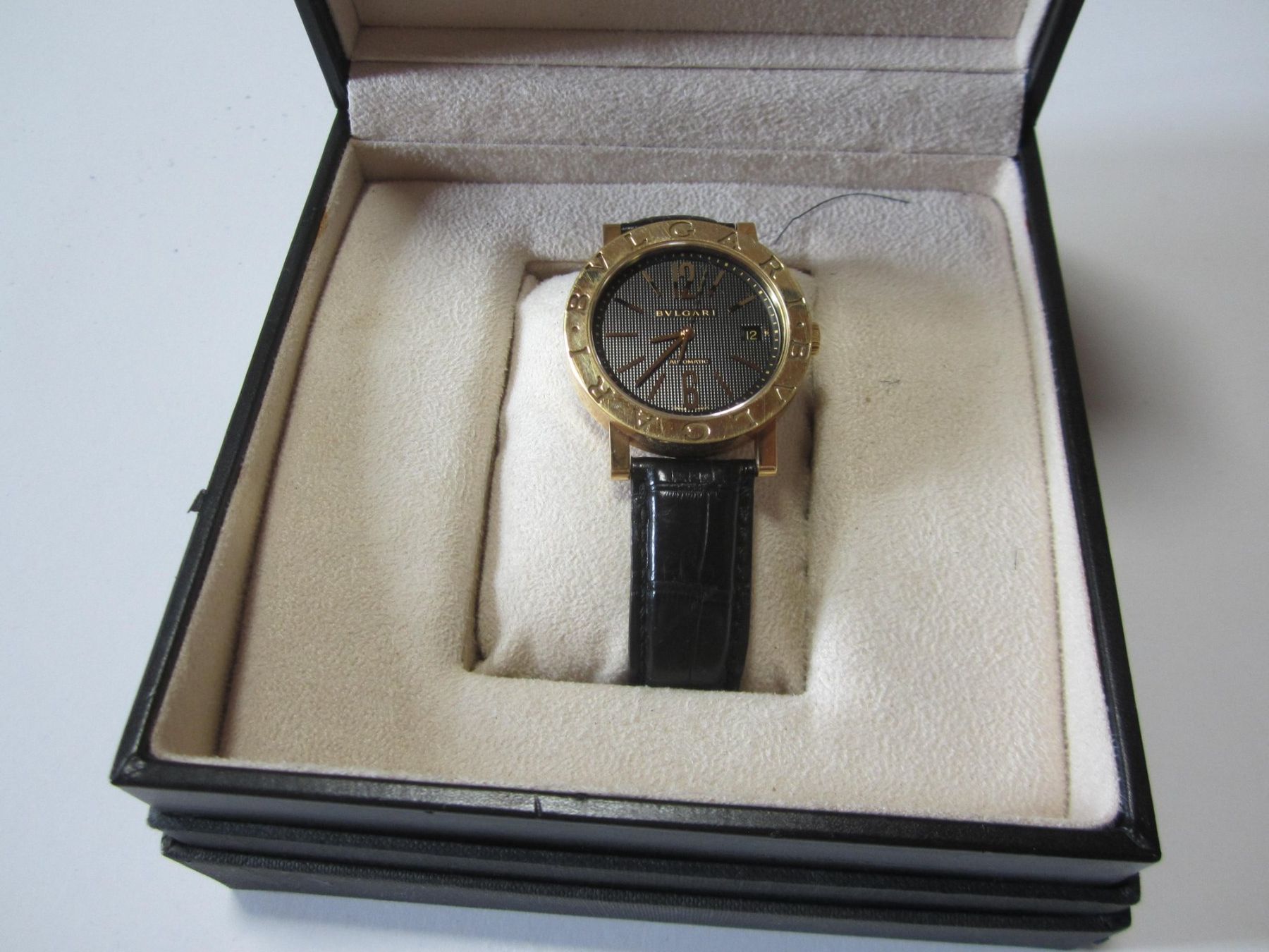 Bulgari Montres: BVLGARI, BB38 GL auto 18k – Neuf (Voir description) à Tramelan par Tors 1