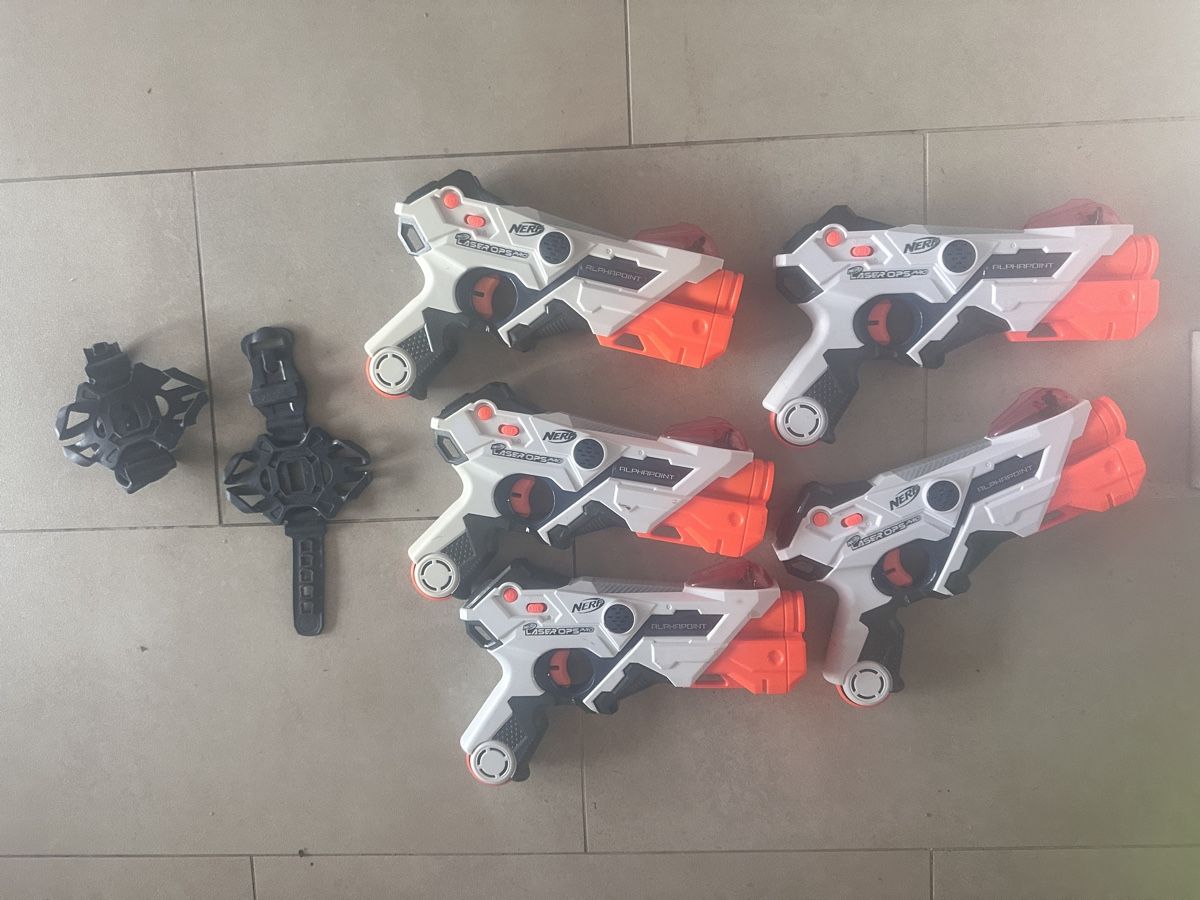 Nerf Giocattoli: 5 Nerf Laser Ops Pro Alphapoint Blaster Set gebraucht – Usato da Basel venduto da all_9hcj 1