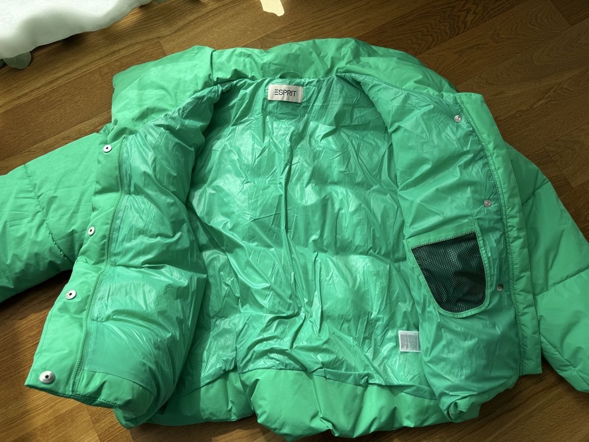 Esprit Vestes: Steppjacke grün neu – Neuf (Voir description) à Horgen par st2606 1