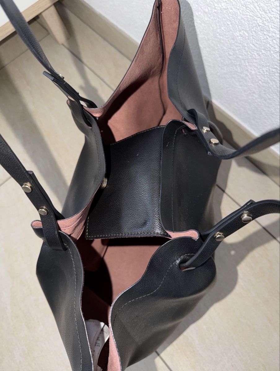 H&M Borse da donna: Schwarze Shopper-Tasche  – Usato da Oftringen venduto da soraia.i 5