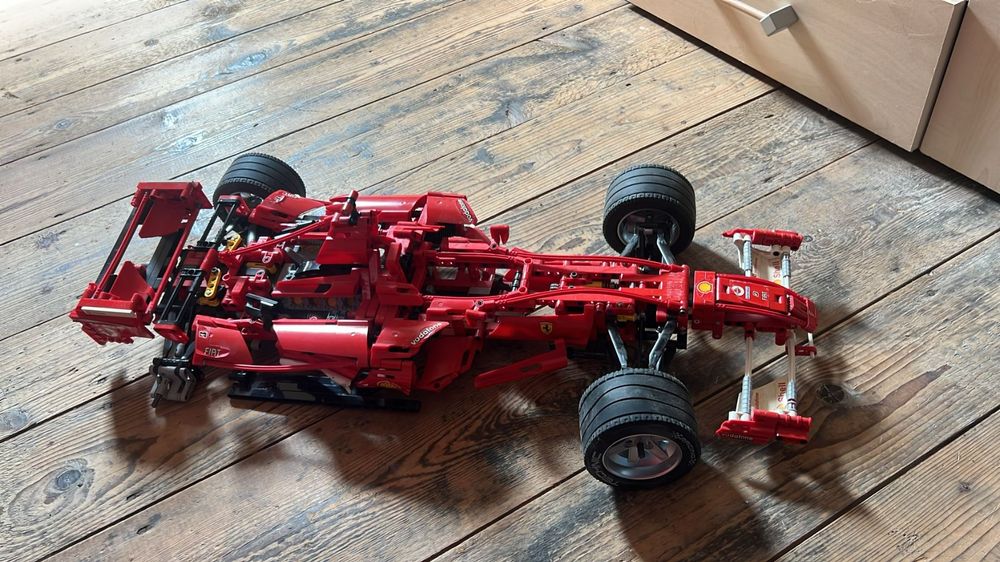 LEGO Technic Ferrari F1 Racer 1:8 (Set 8674) (Gebraucht) in Wohlen AG ...
