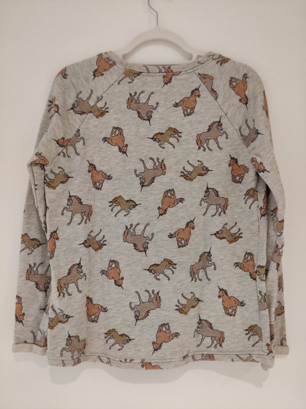 C&A Maglioni & Felpe: Süsser Pullover mit Einhorn Muster, Grösse S, C&A – Usato da Birmensdorf ZH venduto da Nebuliane 2