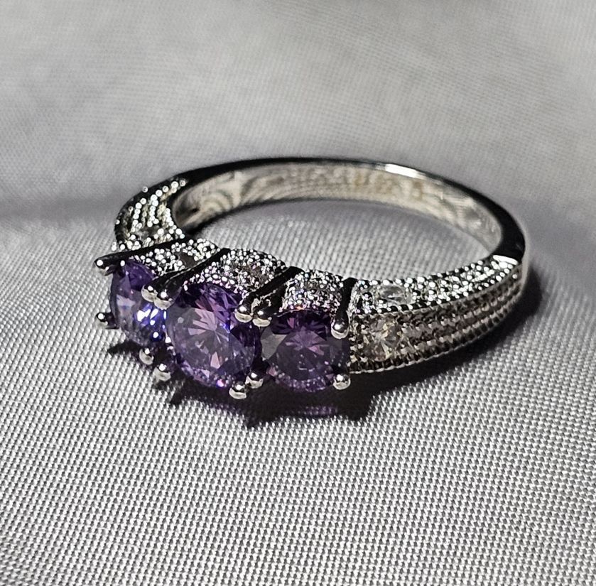 Bagues: Ring mit Amethyst, 925 versilbert, Gr. US 7(CH 54) – Neuf (Voir description) à Grenchen par maretop 8
