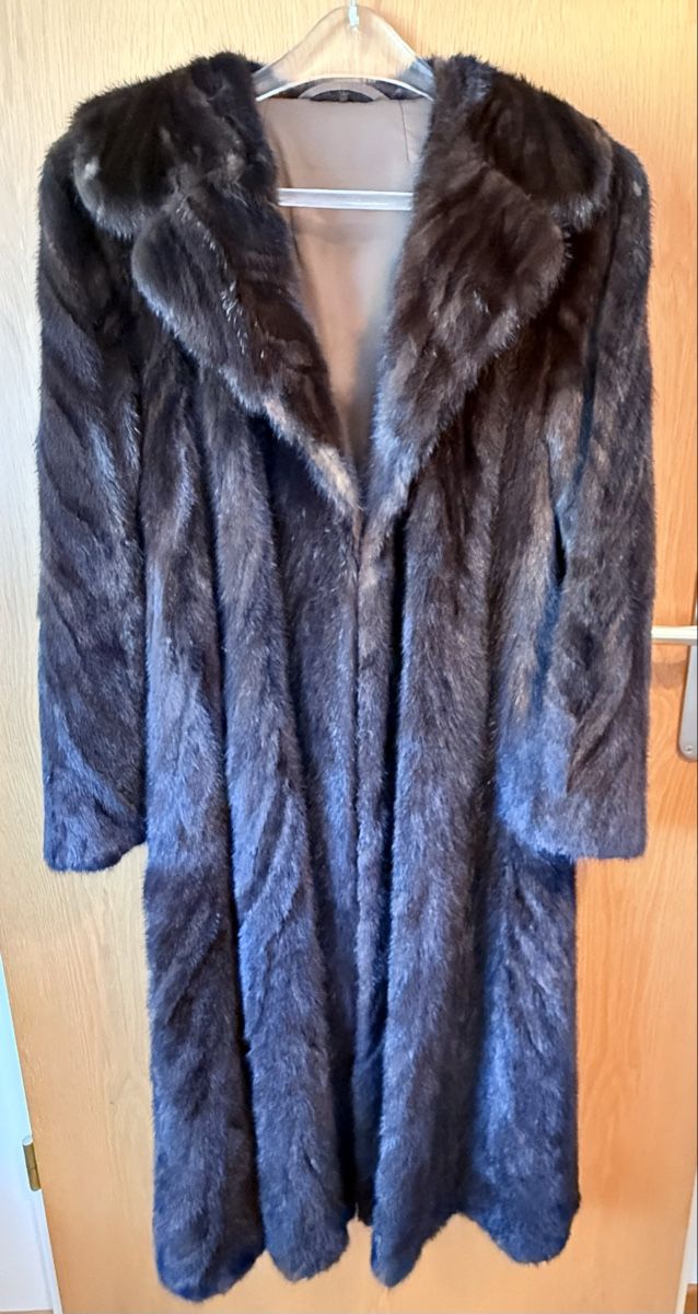 Cappotti: Manteau vintage en vison – Usato da Plan-les-Ouates venduto da val_c6z7