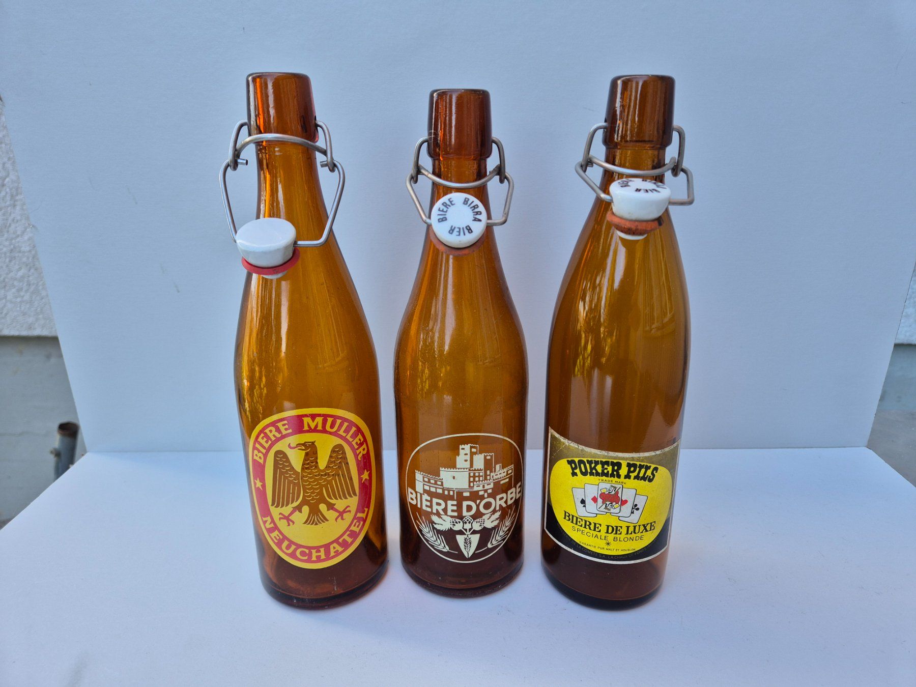 Bicchieri, Caraffe & Bottiglie: Bier Flaschen Brauereien Westschweiz – Usato da St.Gallen venduto da Stocken64