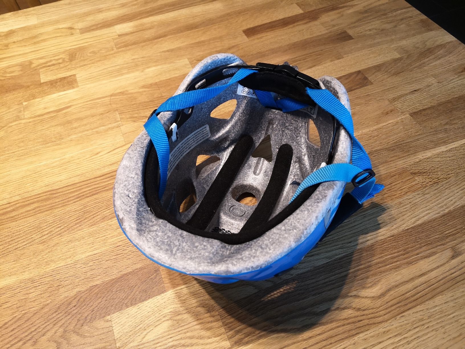 Alpina Caschi: Kinder Velohelm Alpina – Usato da Amriswil venduto da Mat08 1