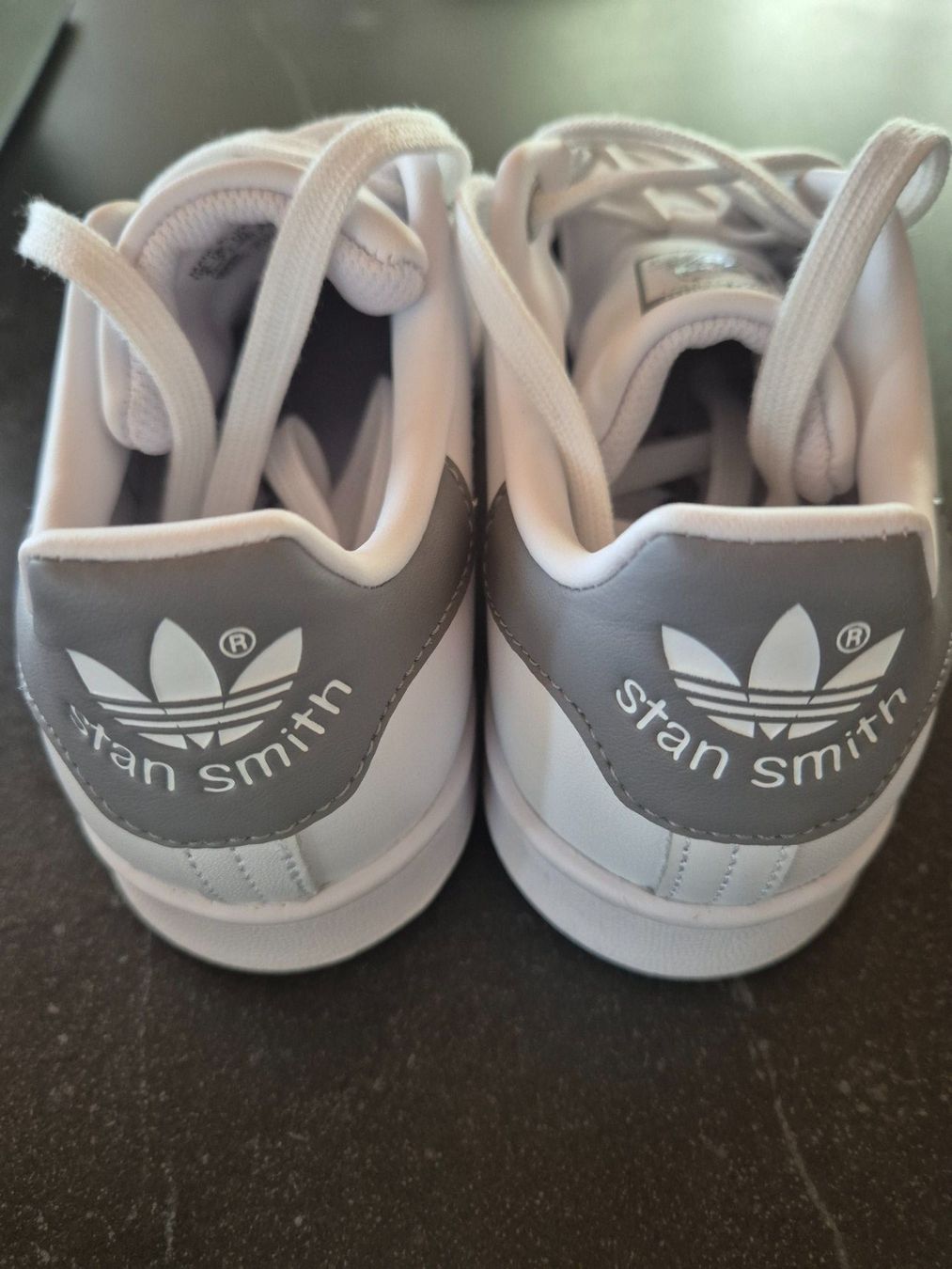 Adidas Scarpe da uomo: Sneaker adidas – Usato da Zunzgen venduto da Flipflap02 1