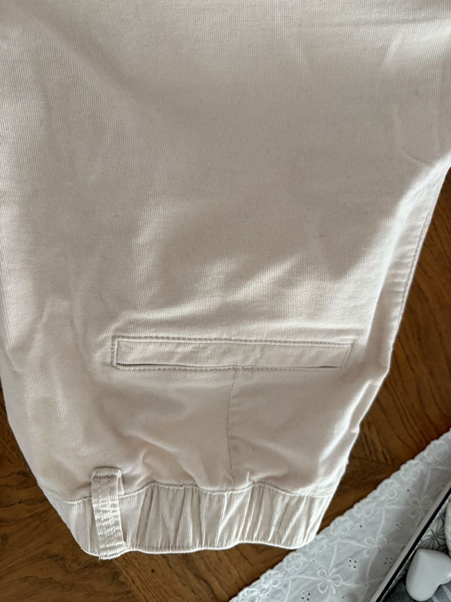 Pantaloni: Cecil hose – Usato da visp venduto da Kmemo1 2