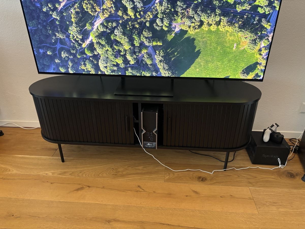 TV Möbel: TV Lowboard/Möbel Schwarz Echtholzfurnier – Gebraucht aus Biberstein von LOREDANADF1