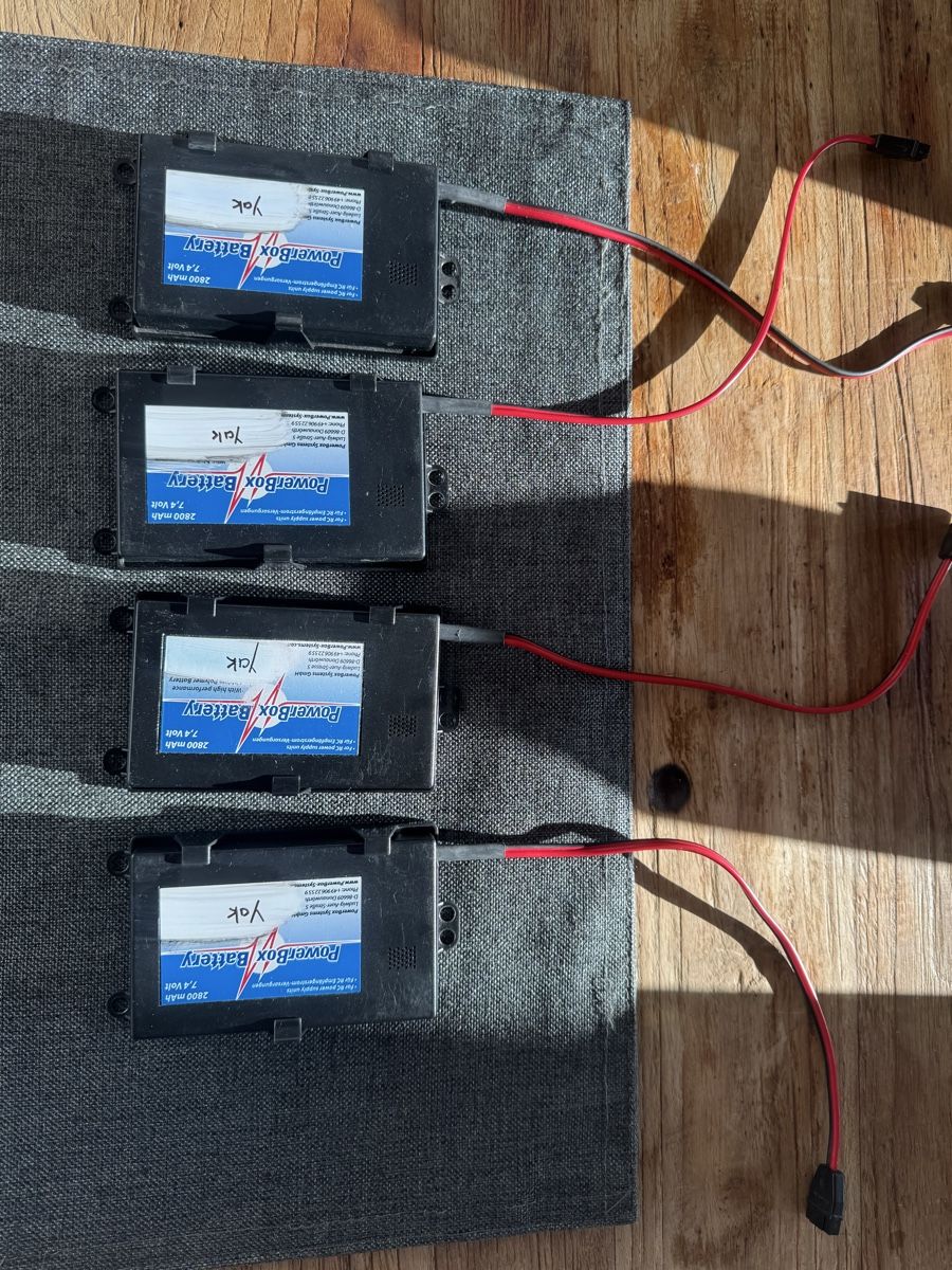 Powerbox Systems Batterie, Caricabatterie & Alimentatori: Lipo Power Box 2S – Usato da Wilen b. Wollerau venduto da Loonyacht 5