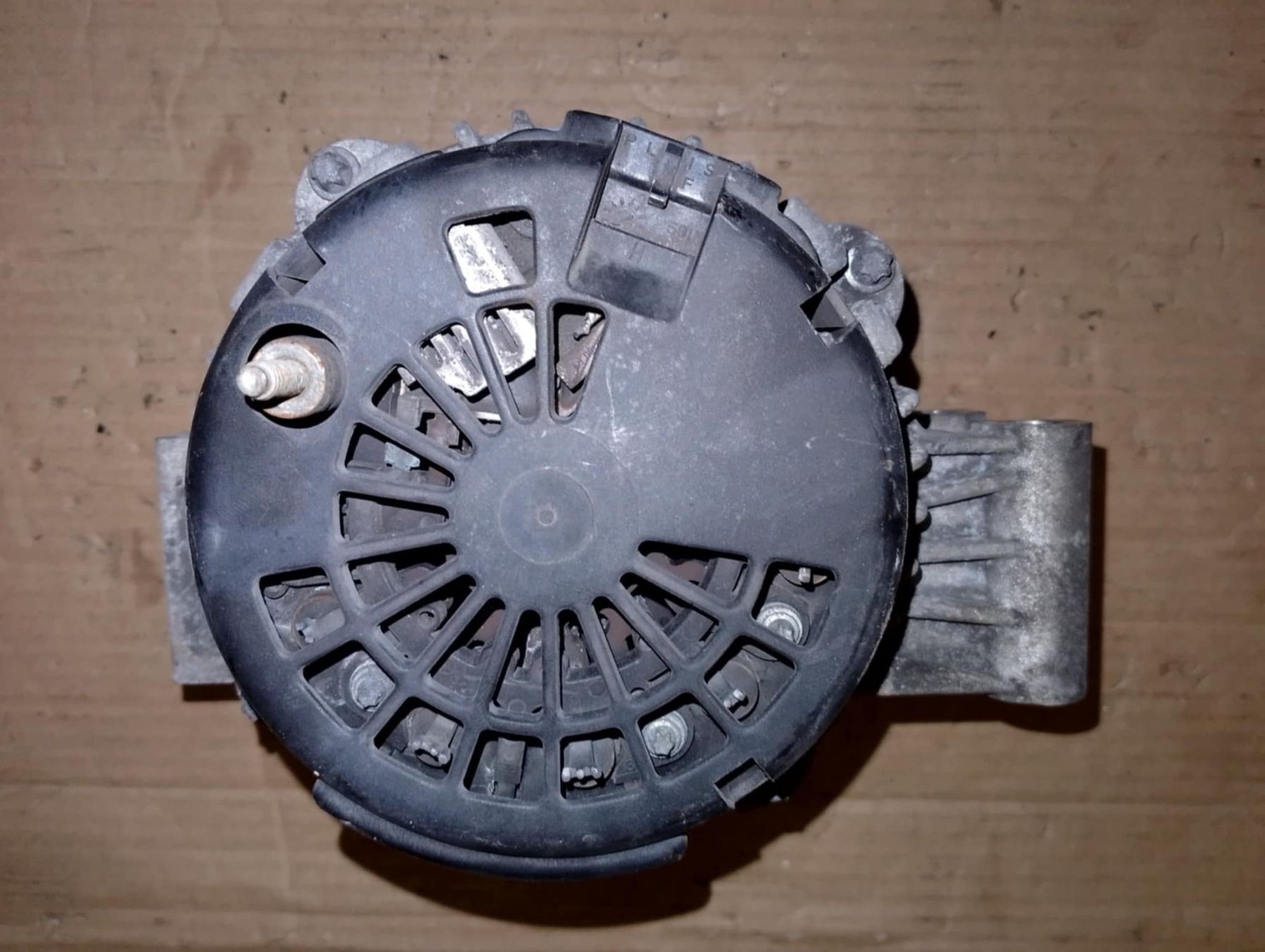 Tutti pezzi di ricambio auto: Alternator Chevrolet Trailblazer 2002-2005 – Usato da Niedergösgen venduto da usc_tt5r 4