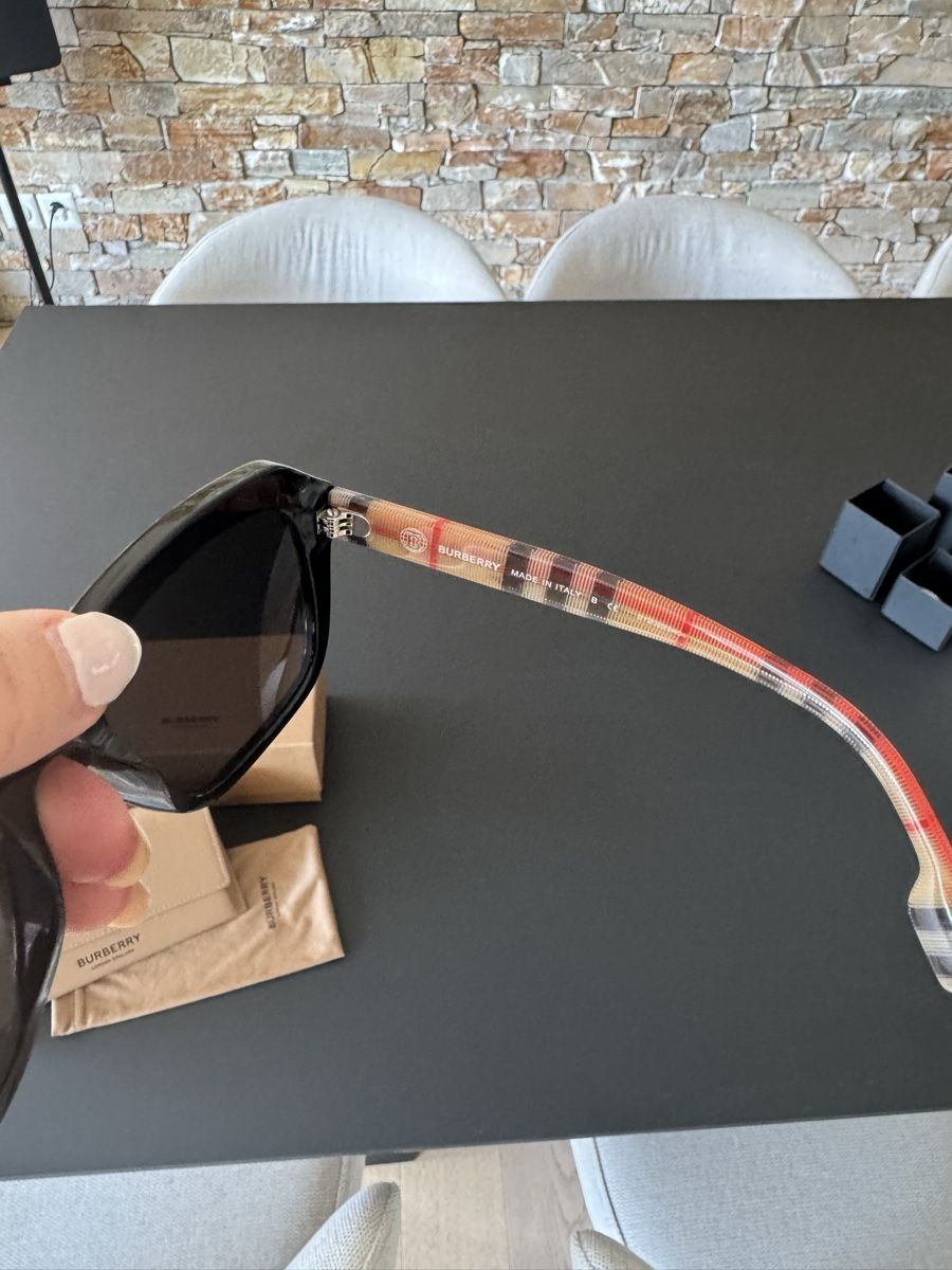 Burberry Occhiali & Lenti: Lunettes de soleil Burberry – Nuovo (secondo la descrizione) da Davos Platz venduto da taja2 6