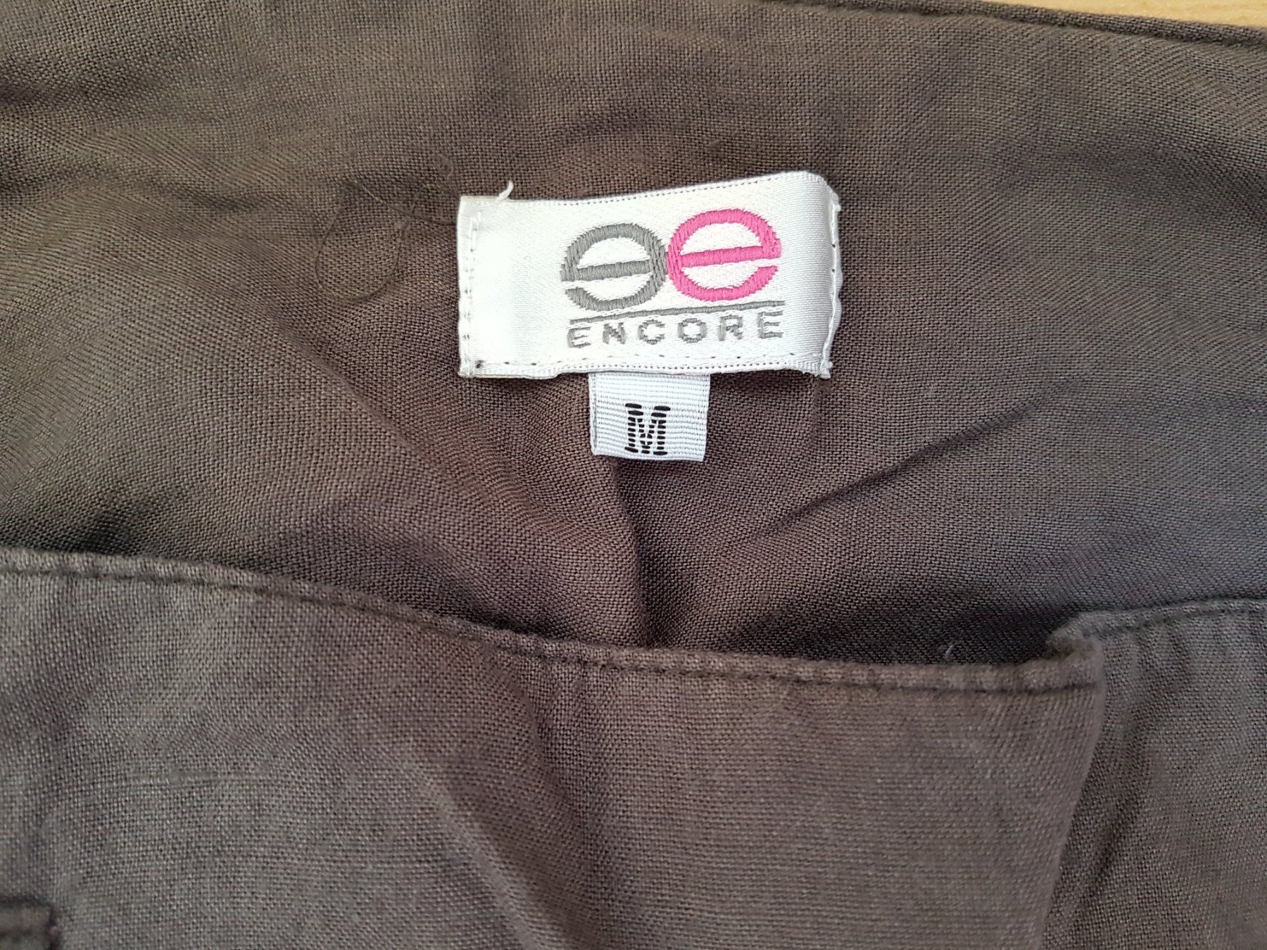 Pantaloni: Bermuda Encore – Usato da Châtelaine venduto da ing_mb6r 2