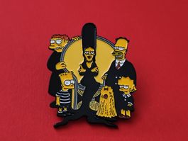 🎃💀Pin: Die Simpsons "Addams Family" ca. 4 cm🕸️🖤