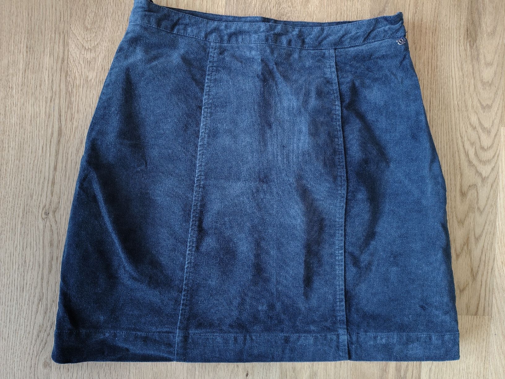 Pepe Jeans Röcke: Pepe Jeans, Veloursrock, M – Gebraucht aus Baden von jcm_9dkf 1