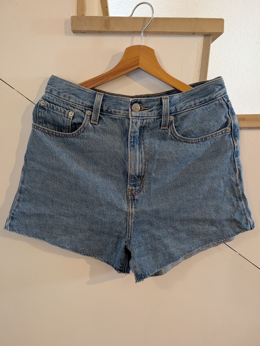 Levi's Jeans: Levi's High Loose Shorts Grösse 28  – Gebraucht aus Unterengstringen von Freeskier02