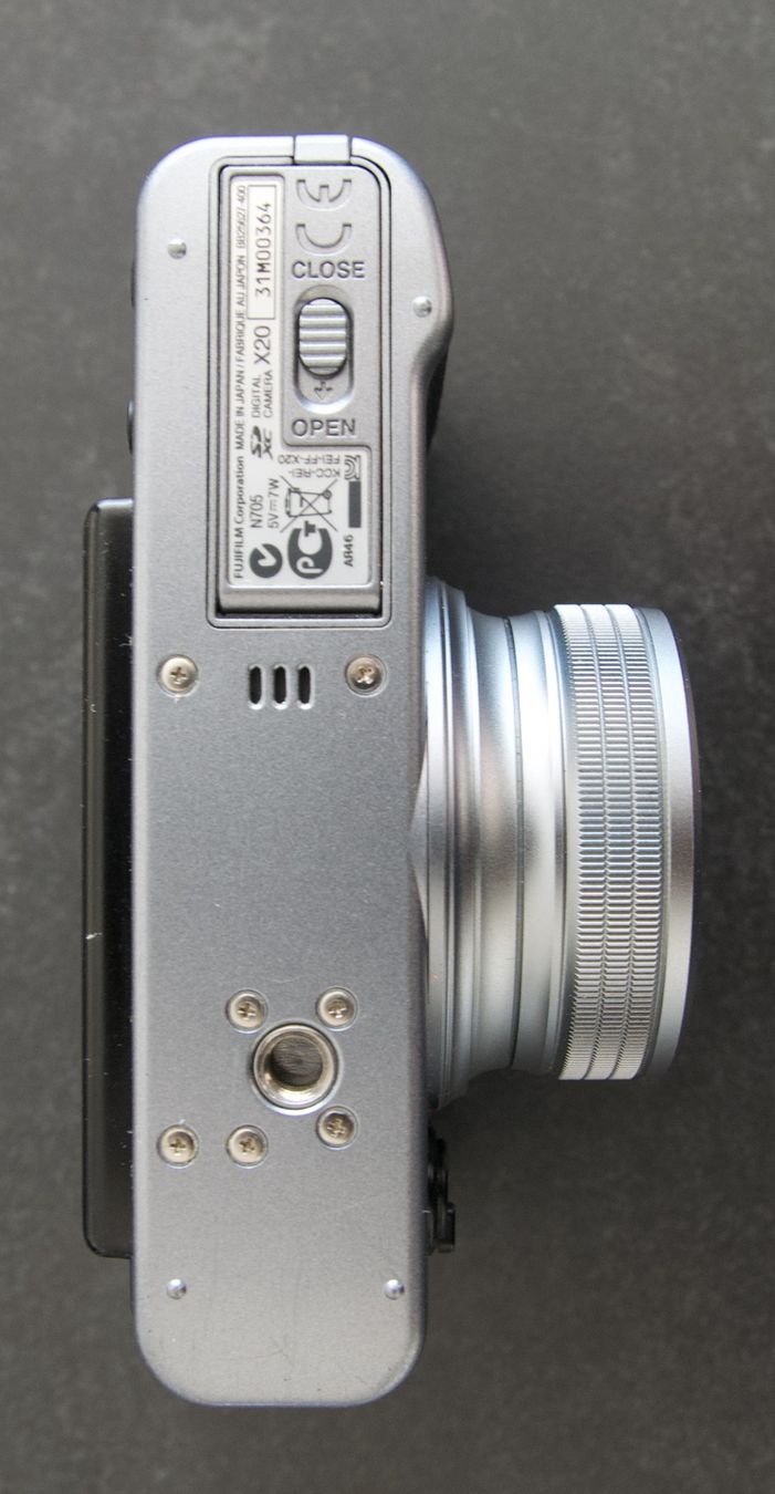 Fujifilm Fotocamera: Fujifilm X20 silver – Usato da Marin-Epagnier venduto da riga87 4