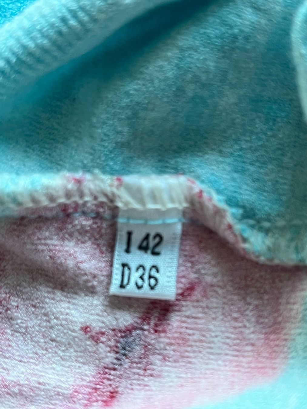 Maglioni & Felpe: Blumarine Pullover floral hellblau - Grösse 36 – Usato da Cham venduto da SPORTSMOTION 3