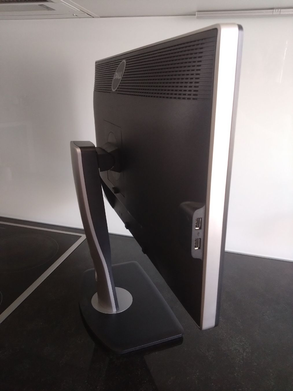 Dell Monitore: Dell U2412m – Gebraucht aus Zürich von StefanW087 2