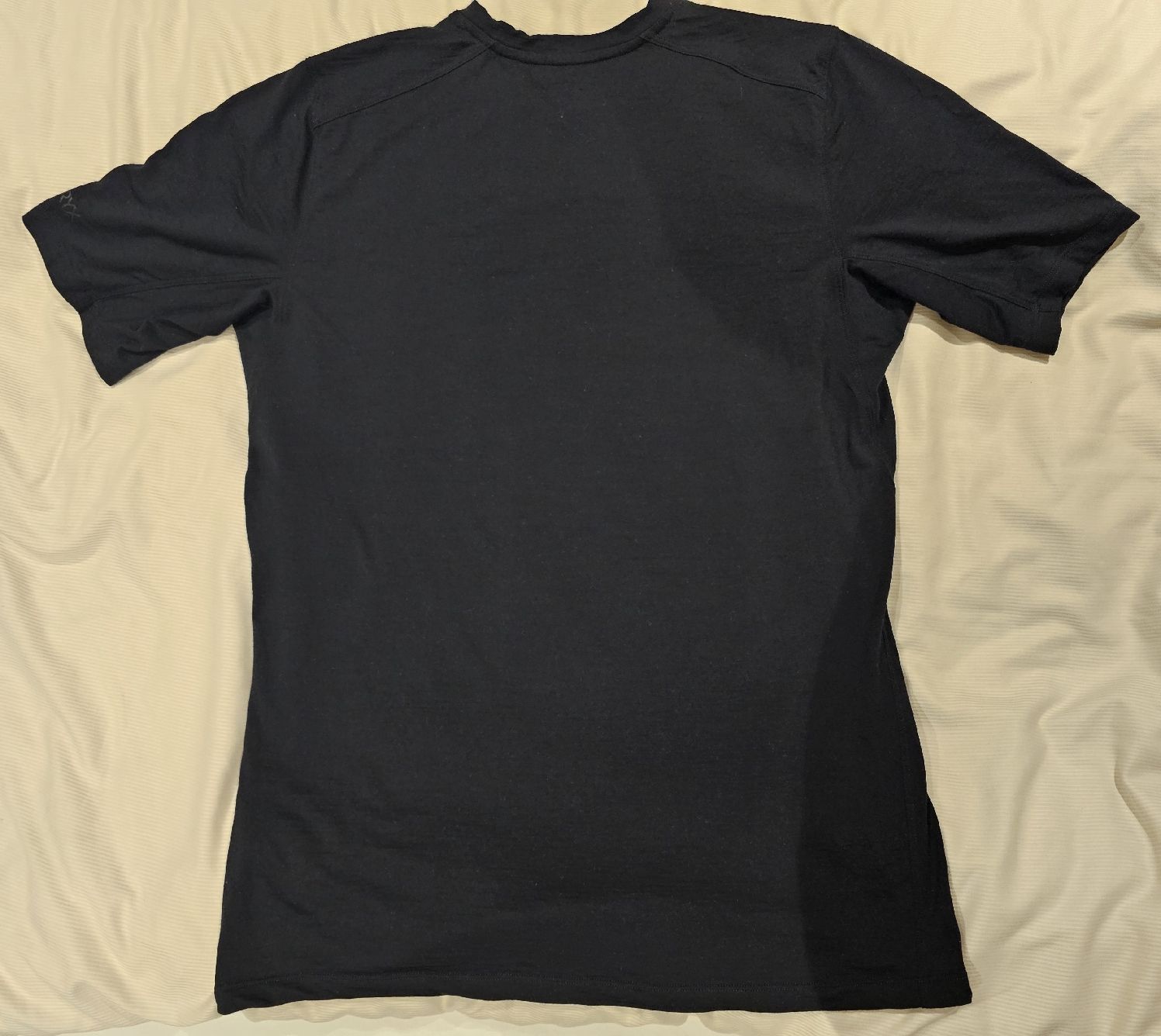 Arcteryx T-shirts: Arcteryx Lonia Merino – D'occasion à Rickenbach LU par Totoro14 3