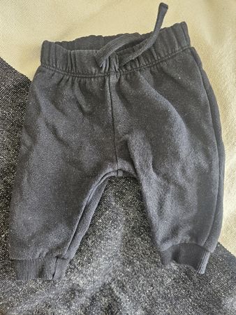 babyhose schwarz 62