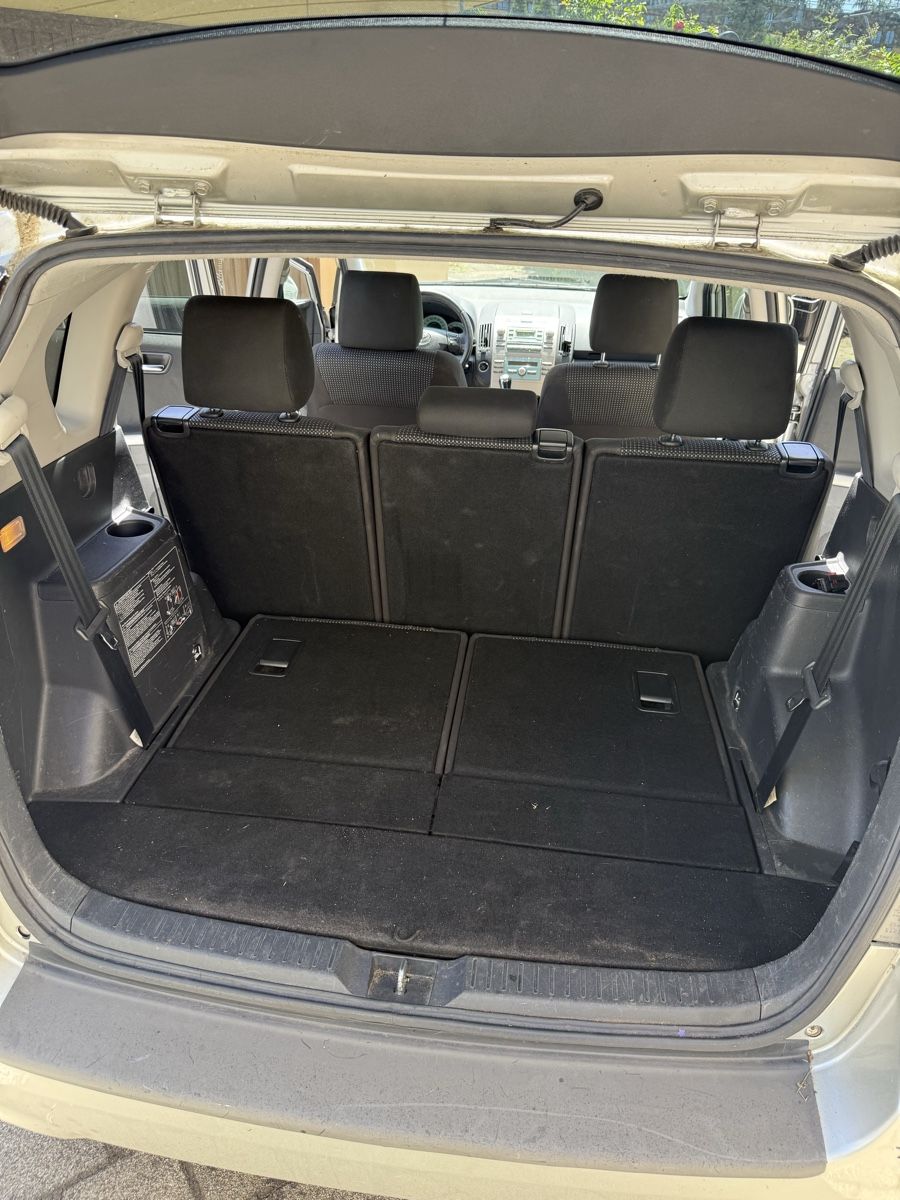 Toyota Automobili: Toyota Corolla Verso 2.2 diesel  – Usato da Winterthur venduto da ole.demetr 6