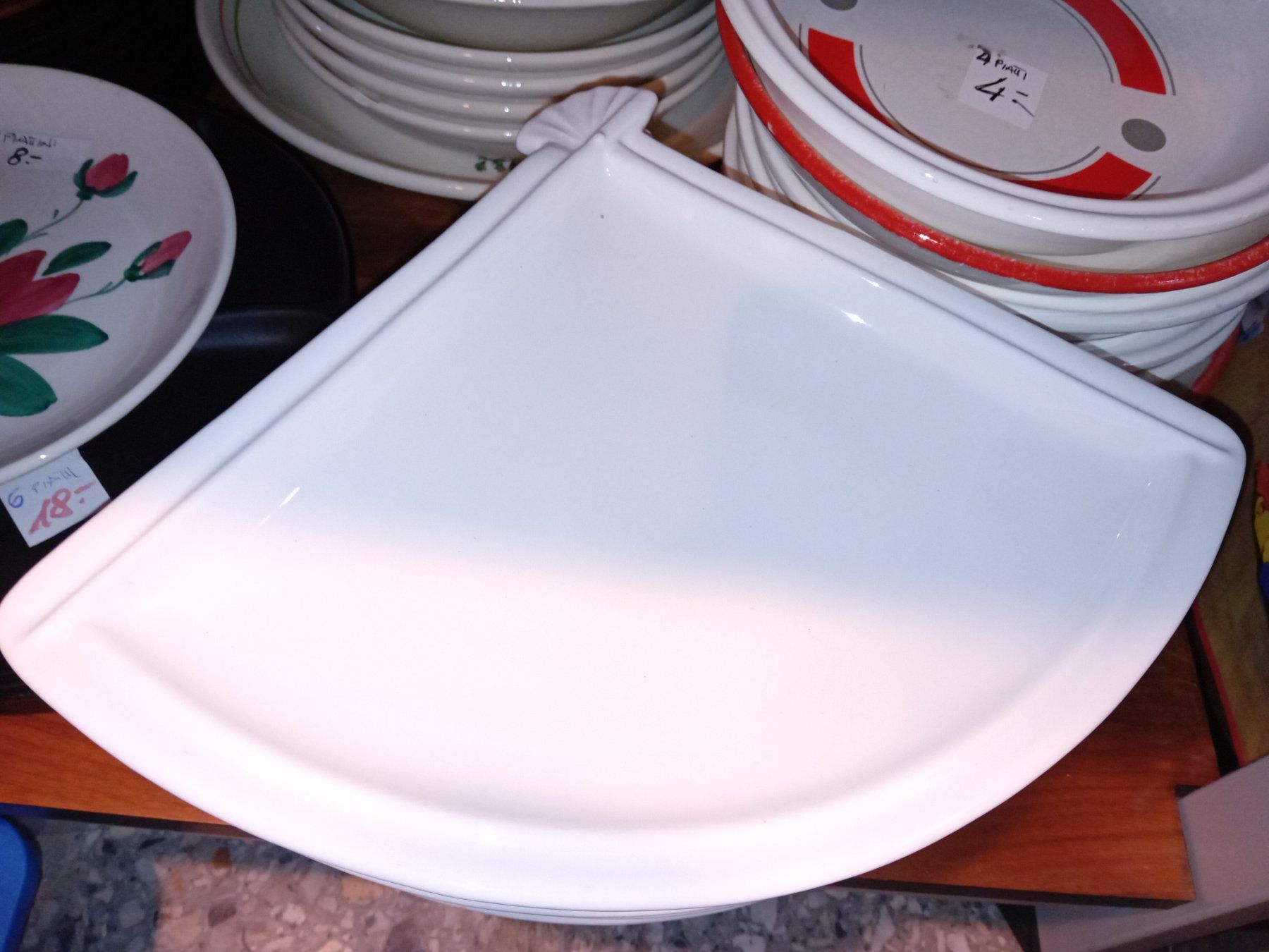 Geschirrsets: set 8 piatti a ventaglio – Gebraucht aus Biasca von Old_6blh 1
